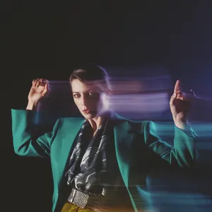 Flora Fishbach (®Yann_Morrison) 1080x1080px